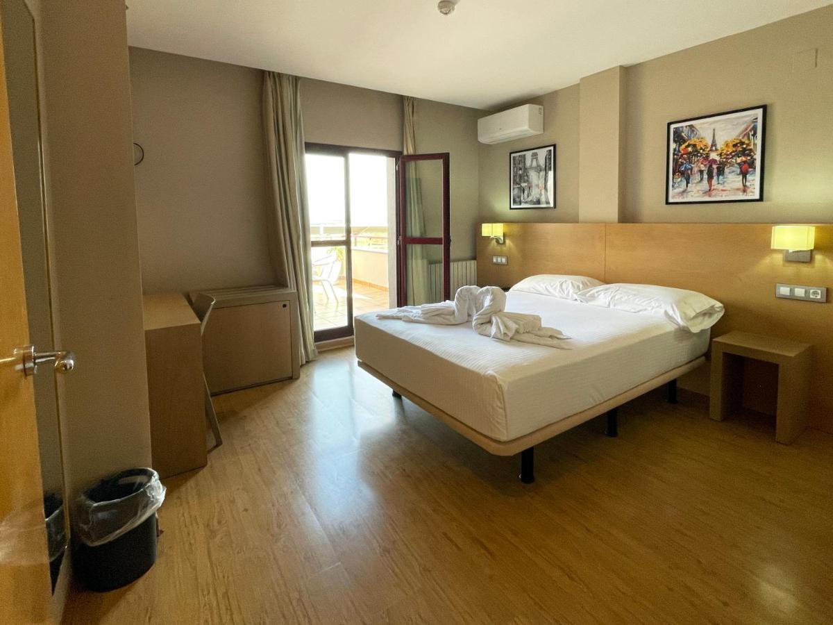 Nuevo Zenit Calahorra Hotel Luaran gambar